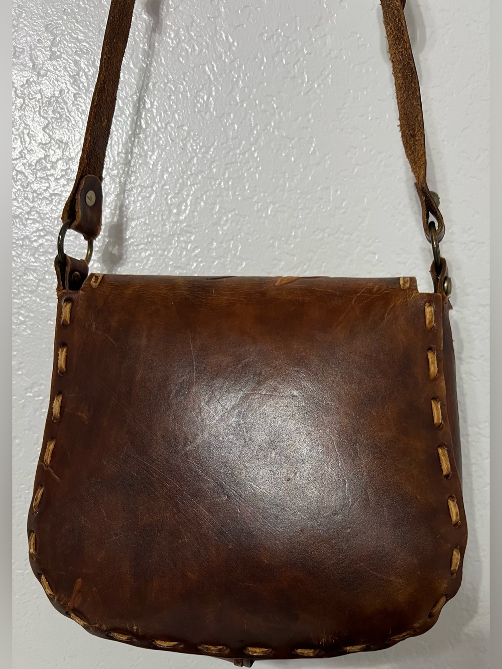 Tooled Leather Floral Crossbody Saddle Bag Brown Boho Western Vintage Style - Picture 5 of 11